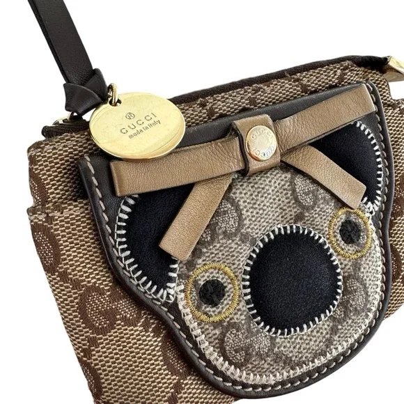 Authentic GUCCI Tan GG Monogram Canvas & Brown Leather Teddy Bear Card Holder - Picture 2 of 16